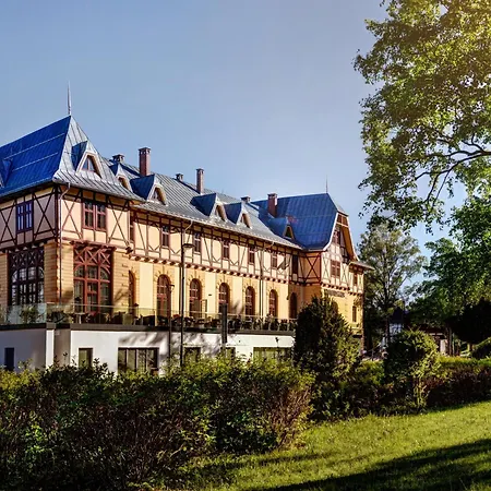 Hotel Lomnica