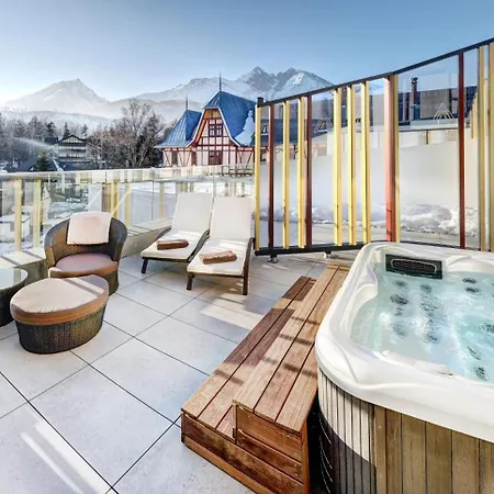 Hotel Lomnica 5*